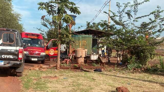 Corpo de homem n&atilde;o identificado &eacute; encontrado degolado dentro de cont&ecirc;iner