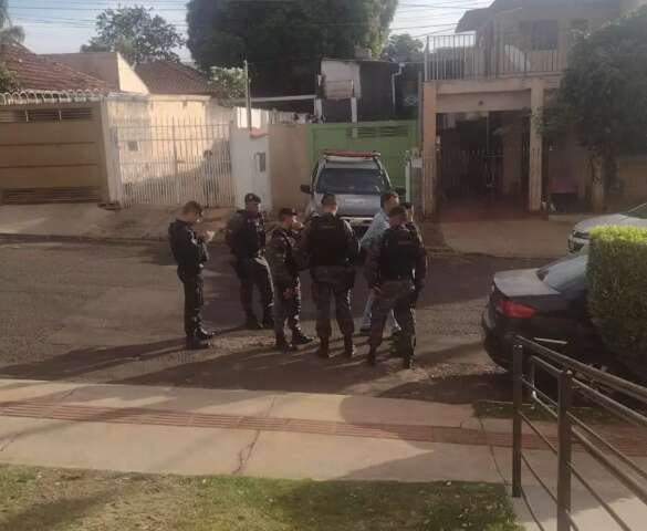 Dono de joalheria perde R$ 3 milh&otilde;es em assalto