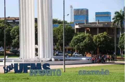 Funcionários terceirizados da UFMS não recebem salários há 3 meses