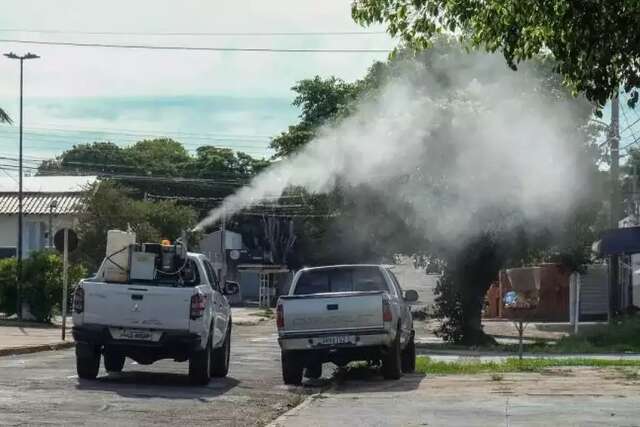 Contra dengue, Bairro Nova Lima recebe fumac&ecirc; na tarde deste s&aacute;bado