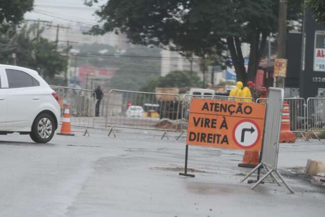 Semana come&ccedil;a com interdi&ccedil;&otilde;es em 3 trechos da regi&atilde;o central
