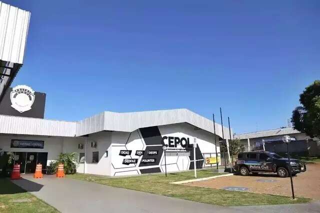 Caminhoneiro &eacute; roubado em golpe do falso frete e mantido em c&aacute;rcere por horas
