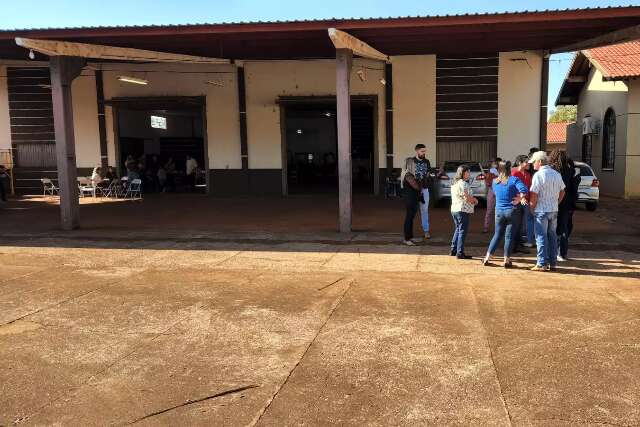 Crian&ccedil;a morta por caminhoneiro b&ecirc;bado ser&aacute; sepultada em distrito de Itapor&atilde;