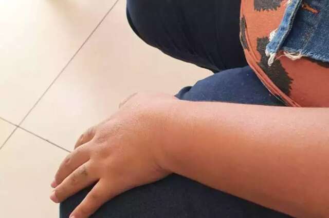 Menina ouve nome de ex da av&oacute; e denuncia: &quot;Odeio ele, passava a m&atilde;o em mim&quot;