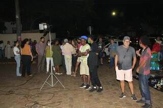 Com artes e brech&oacute;, sarau re&uacute;ne artistas em protesto contra Parque Tecnol&oacute;gico 