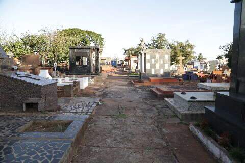 Promotoria pede a interdição do Cemitério Santo Antônio por poluição ambiental