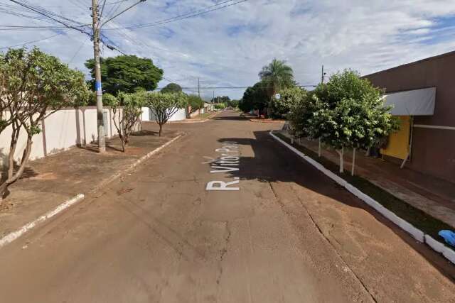 Homem &eacute; agredido por 5 pessoas e atropelado duas vezes no Guanandi