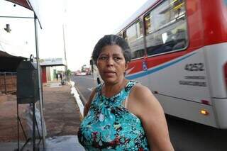 Empresária Rose Marina se preocupa com segurança da avenida. (Foto: Paulo Francis)