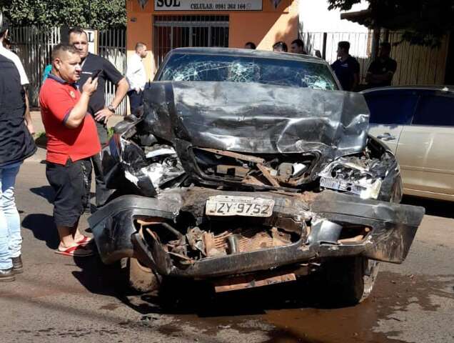 Dois moradores de MS foram atingidos por Hilux desgovernada ap&oacute;s execu&ccedil;&atilde;o