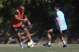 Elenco do Botafogo em preparação para a rodada deste sábado (Foto: Vítor Silva/Botafogo)