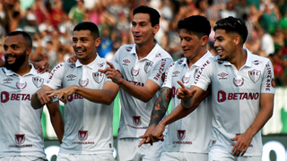 Jogadores do Fluminense em campo. (Foto: Mailson Santana/FFC)