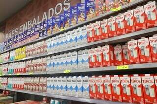 Preço do leite se aproximou dos R$ 10 em junho de 2022 em Campo Grande. (Foto: Arquivo/Paulo Francis)