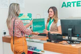 Na Farmácia Artesanal, atendimento é personalizado. (Foto: Divulgação)