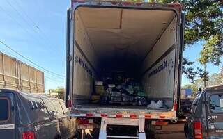 Caminhão-frigorífico que levava R$ 51 milhões em cocaína e maconha (Foto: Divulgação)