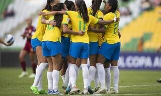 Sele&ccedil;&atilde;o encara Col&ocirc;mbia em busca do 8&ordm; t&iacute;tulo da Copa Am&eacute;rica Feminina