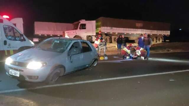 Homem &eacute; socorrido em estado grave ap&oacute;s capotar ve&iacute;culo em rodovia