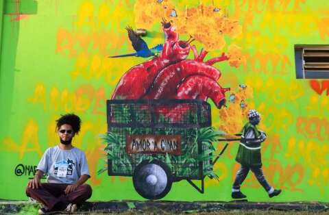 Grafites mostram o valor do trabalho dos catadores para cidade