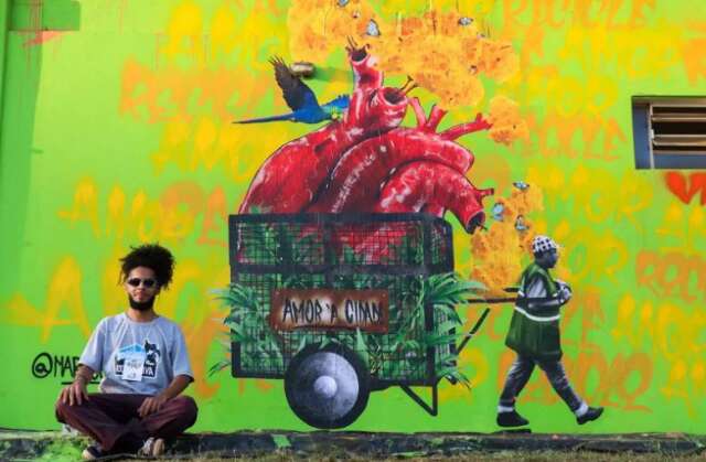 Grafites mostram o valor do trabalho dos catadores para cidade