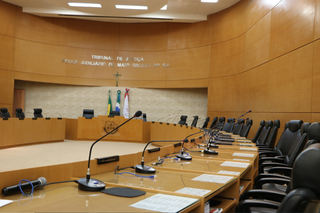 Plenário do TJMS; projeto que reorganiza o Judiciária cria novas despesas na folha de pagamento dos magistrados. (Foto: Divulgação)