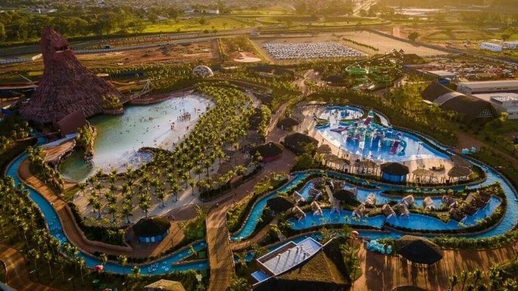 Maior parque aquático do Brasil fica a 371 km de Campo Grande Diversão Campo Grande News Maior parque aquático do Brasil fica a 371 km de Campo Grande Diversão Campo Grande News