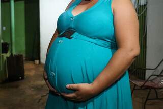 Gestantes precisam fazer acompanhamento regular com obstetra, em casos supeitos ou confirmados. (Foto: Arquivo/Campo Grande News)
