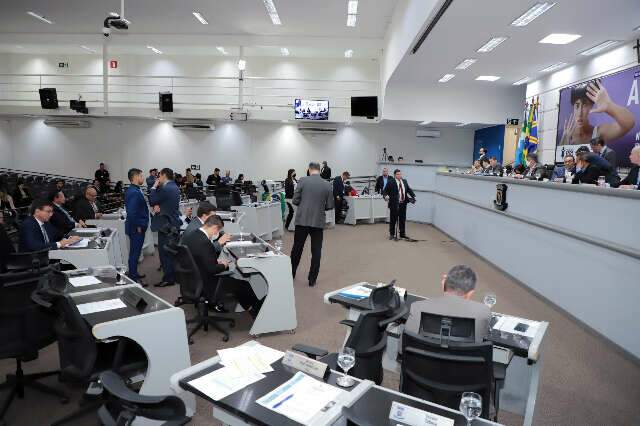 Vereadores terão de “bater ponto” durante campanha 