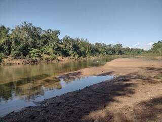 Rio Miranda está em níveis abaixo do esperado, conforme Semagro. (Foto: Direto das Ruas)