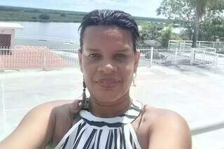 Luciana Carvalho, morta a facadas pelo companheiro, em Campo Grande. (Foto/Arquivo familiar)