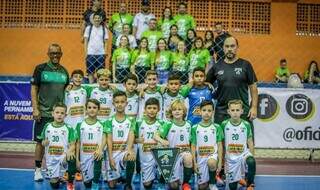 Alunos e profissionais no campeonato da Taça Brasil de Futsal em Recife (Foto: Divulgação)