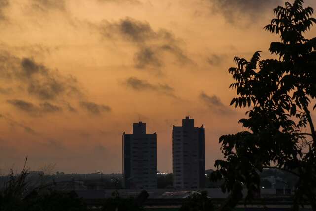 Dia começa com frio de 13ºC, mas máxima pode chegar aos 37ºC