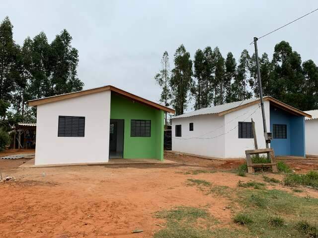 Governo entrega mais 18 casas para moradores da antiga favela Cidade de Deus 