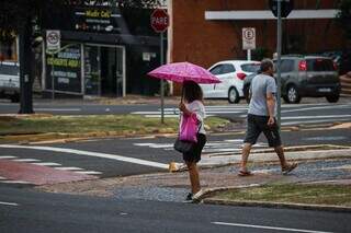 Queda na temperatura provoca nevoeiro e meteorologia alerta para tempestade