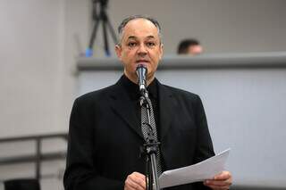 Vereador André Luís Soares, o “Prof. André” (Rede), durante sessão na Câmara Municipal (Foto: Izaías Medeiros/CMCG)