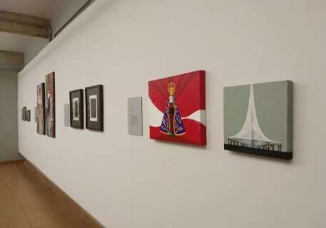 Galeria de Artes Visuais tem exposição com lambe-lambe, grafite e pinturas