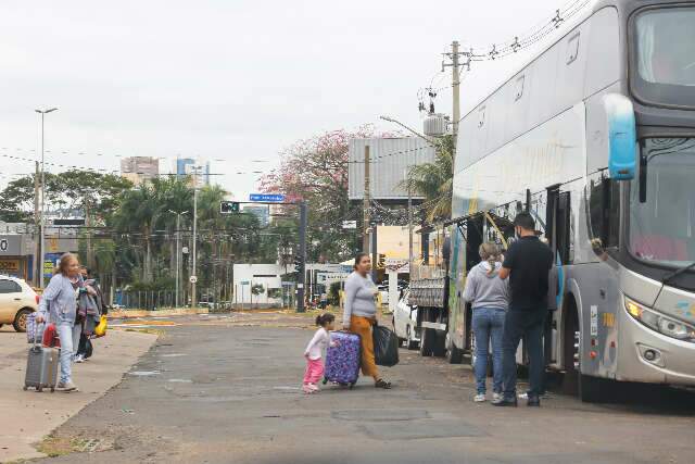 Projeto sobre transporte interestadual sai de pauta ap&oacute;s press&atilde;o de entidades