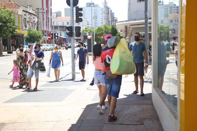 Oito a cada dez leitores afirmam ter o costume de pechinchar durante as compras 