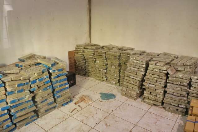 Oficina na Avenida Tamandar&eacute; escondia 4 toneladas de maconha