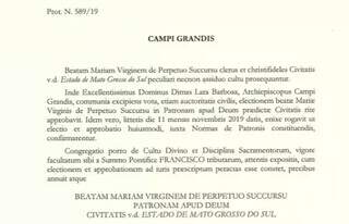 Decreto do Vaticano, em latim, oficializando a padroeira de Mato Grosso do Sul. (Foto: Reprodução)