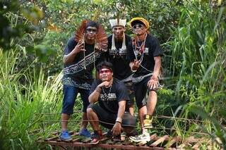 Grupo sul-mato-grossense de rap indígena está em turnê. (Foto: Divulgação)