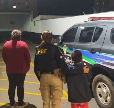 Mulher &eacute; presa viajando com crian&ccedil;a de 7 anos, que seria adotada no Mato Grosso