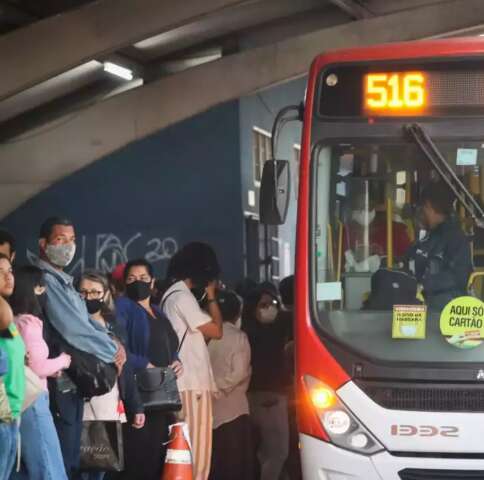 Prefeitura ainda avaliar&aacute; pedido sobre libera&ccedil;&atilde;o das m&aacute;scaras em &ocirc;nibus
