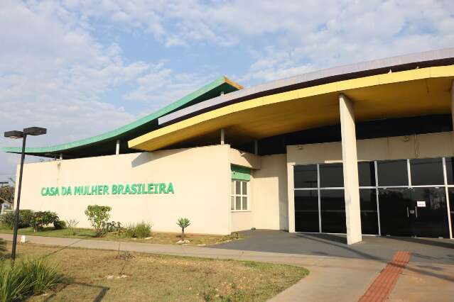 Durante banho, crian&ccedil;a reclama de dor e conta que &ldquo;vov&ocirc; colocou o dedo&rdquo;