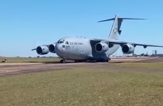 Boeing C-17 Globemaster usado em missões de transporte de cargas e equipamentos militares. (Reprodução)