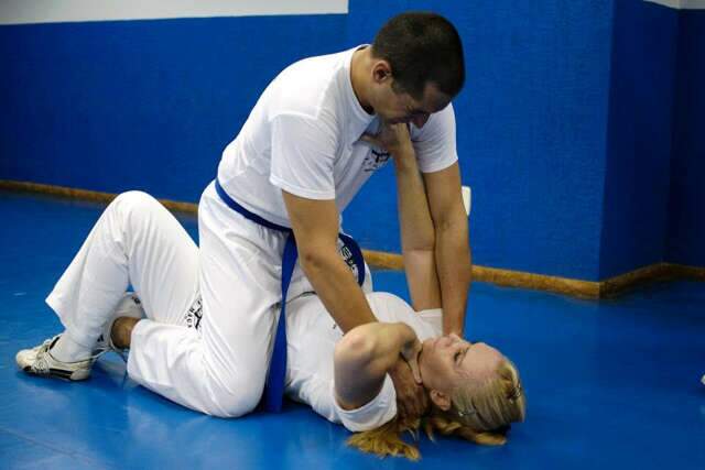 Entidade oferece aul&atilde;o gratuito de Krav Maga para mulheres no s&aacute;bado