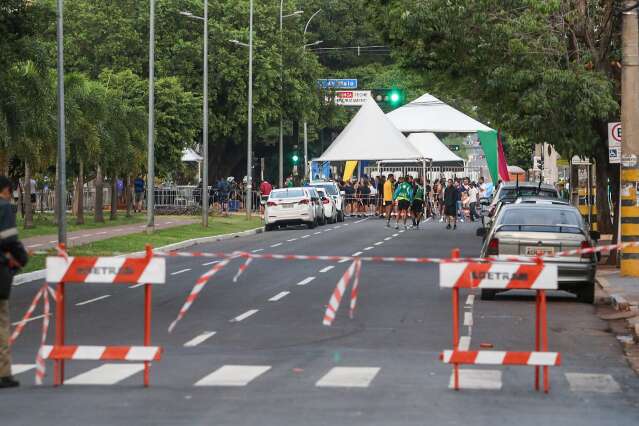Em dia de desfile, confira as interdi&ccedil;&otilde;es no Centro de Campo Grande