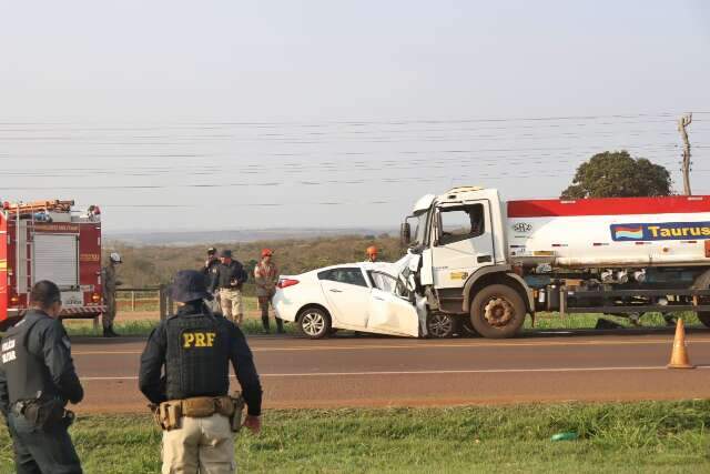 Fam&iacute;lia que morreu em acidente na BR-262 retornava de Corumb&aacute;  