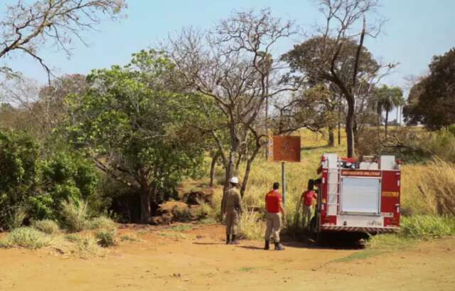 Homem &eacute; encontrado morto, boiando na Cachoeira do Inferninho