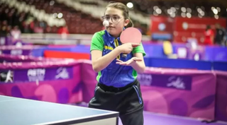 Atleta Valentina Nabhan Saravi durante competição internacional em que ela representou o Brasil. (Foto: Divulgação)