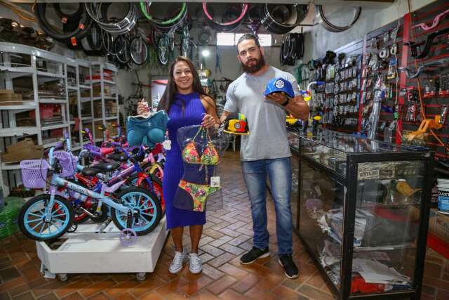 Tradicional no Nova Lima h&aacute; 28 anos, bicicletaria vende at&eacute; biqu&iacute;ni