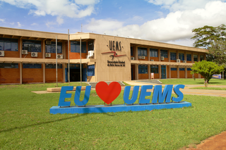 Campus da Uems em Dourados. (Foto: Divulgação/Uems)